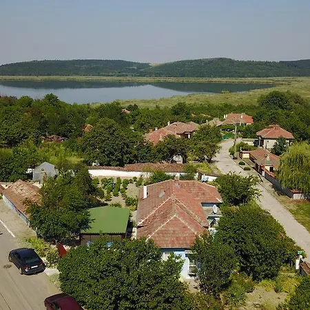 Pelican Lake Srebarna